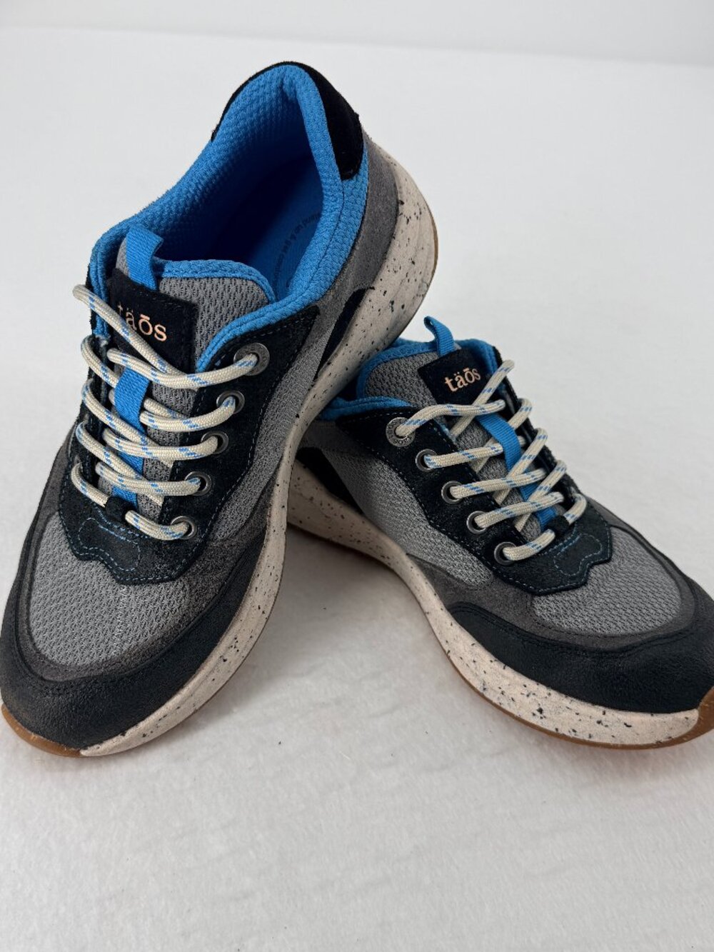 Taos Advance Grey Blue Suede Mesh Comfort Walking Sneakers Shoes 9